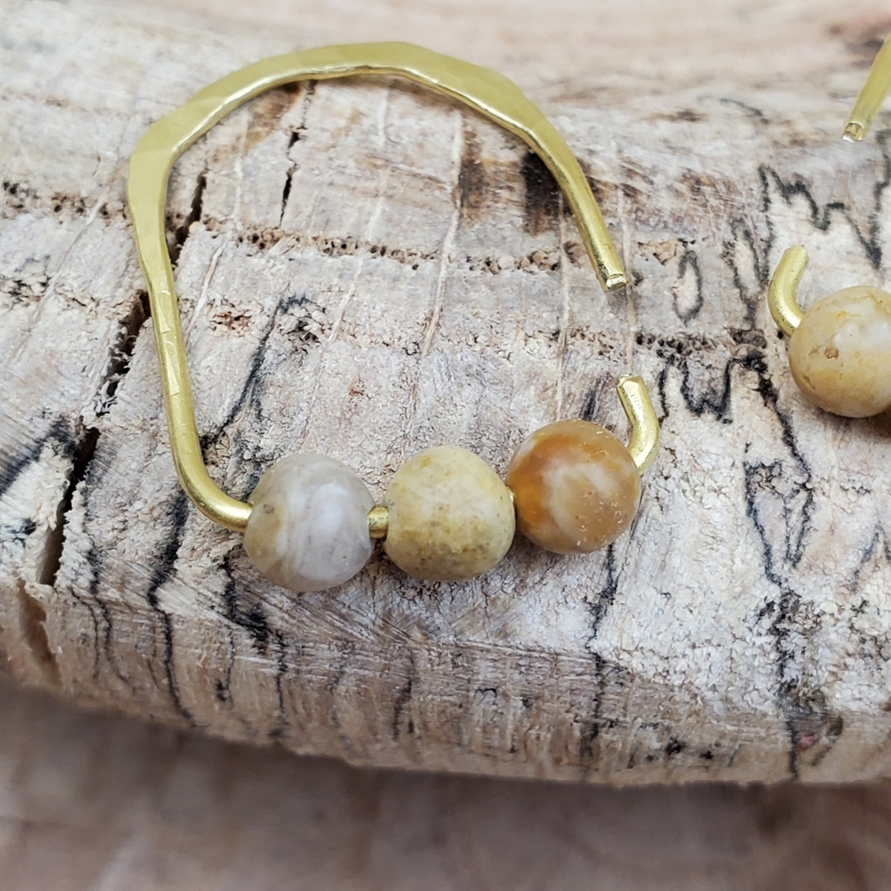 Handmade hammered semi-precious jasper modern minimalist boho earrings. 1 pair - Picture 5 of 14